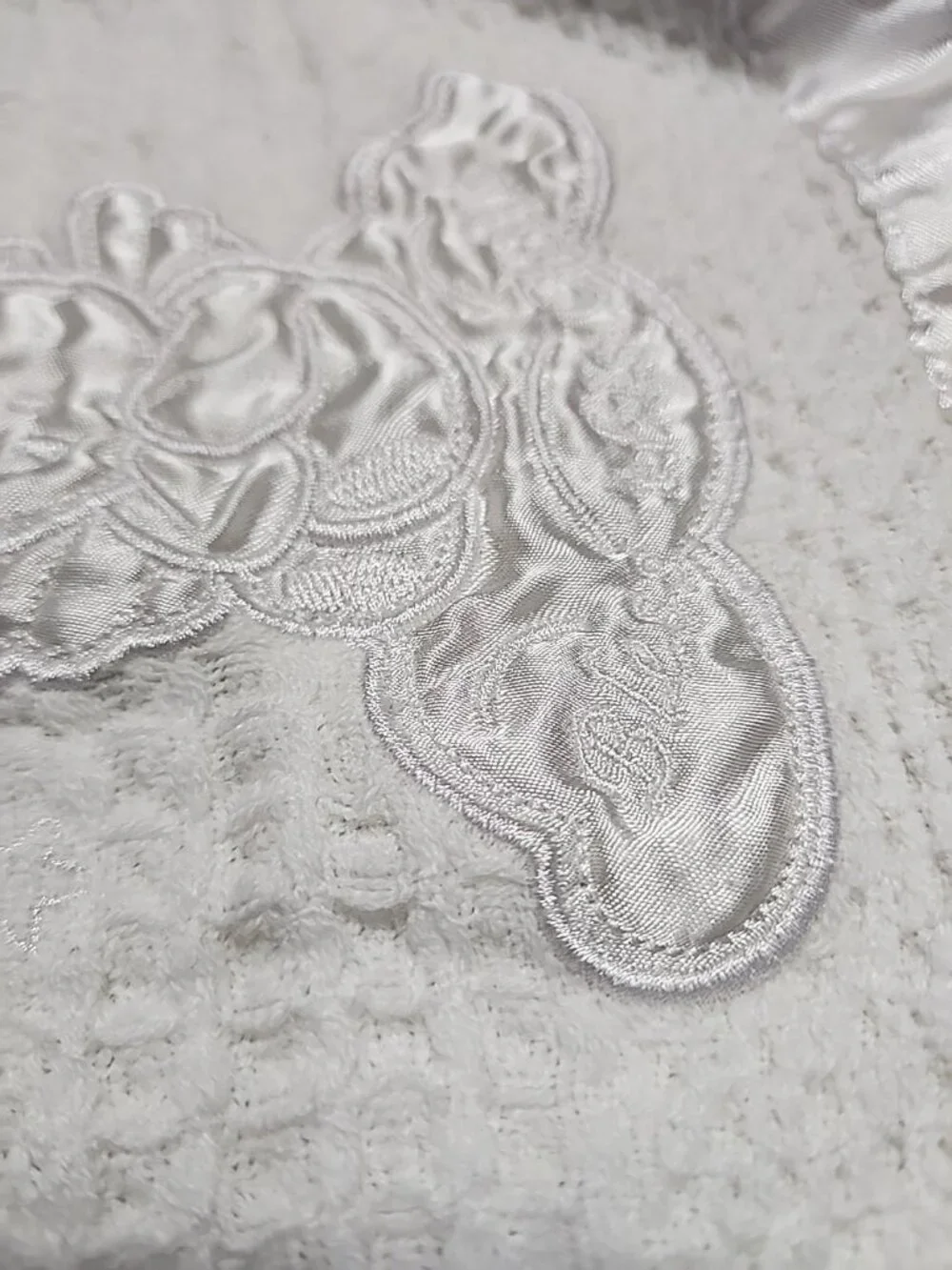 VTG Bless This‎ Child Angel Bear Baby Blanket White Woven Silky Edge Satin Trim